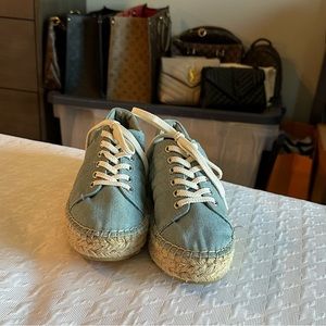 Steve Madden denim platform sneakers